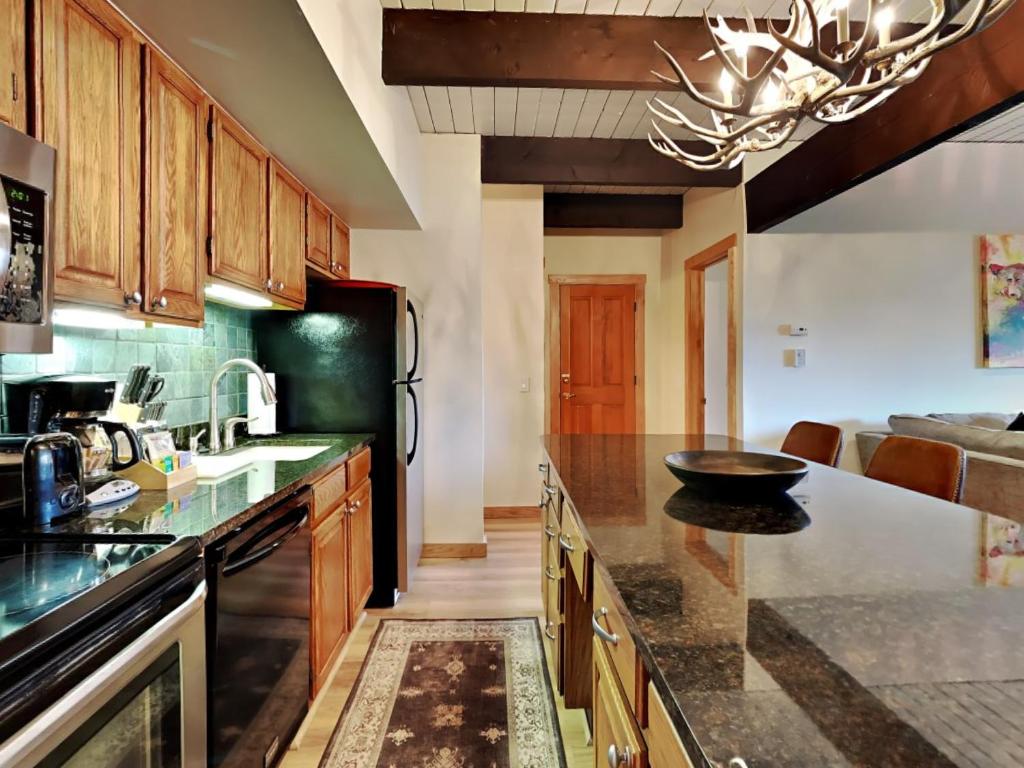 Timberline Condominiums 1 Bedroom Standard C2C photo 1