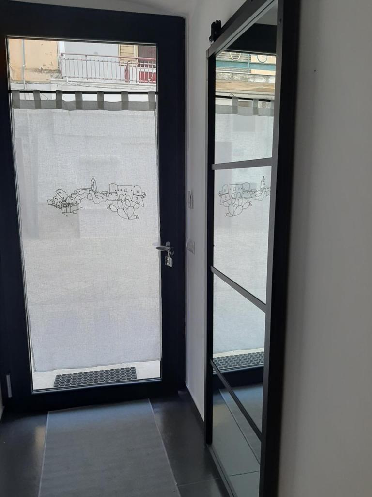 Urban79 photo 3