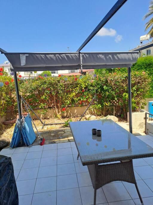 LefKon Cottage Coral Bay photo 1
