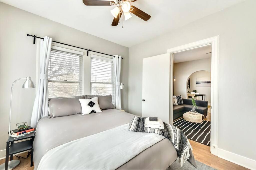 The Retro Lower-Greenville Apartment image