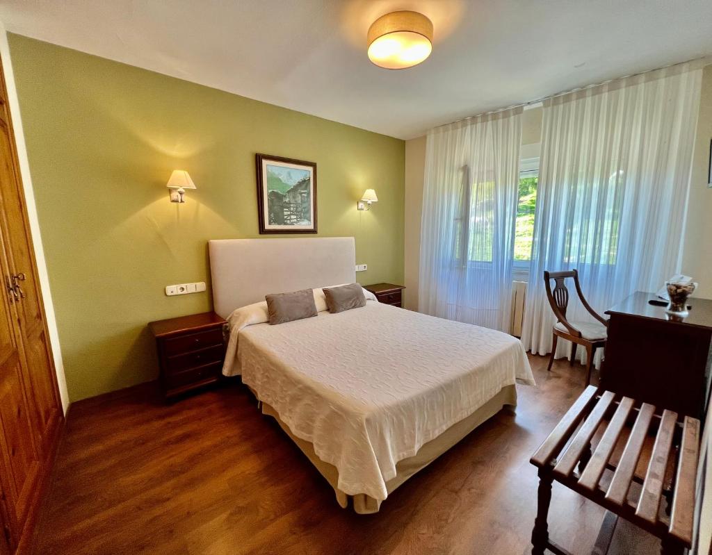 Hotel La Rivera photo 3