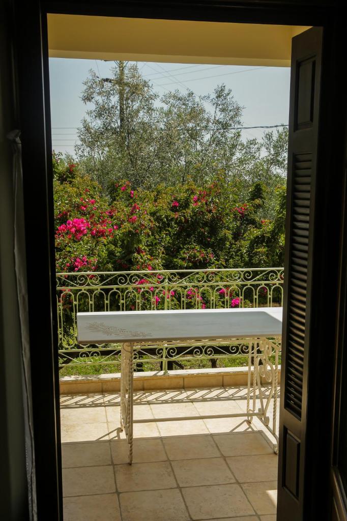 Picturesque Houses photo 4