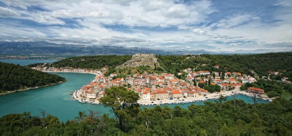 Appartement in einem dalmatischen Haus in Novigrad-Dalmatien neben Zadar photo 1
