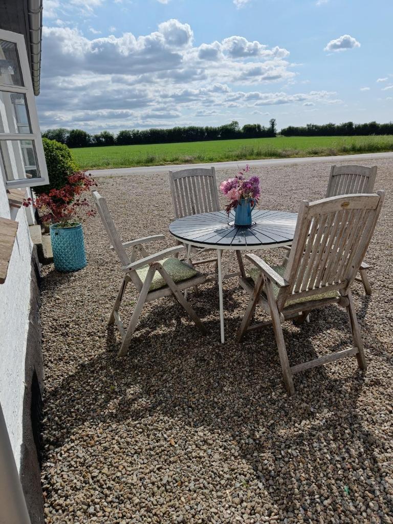 Charming holiday home with WIFI photo 2