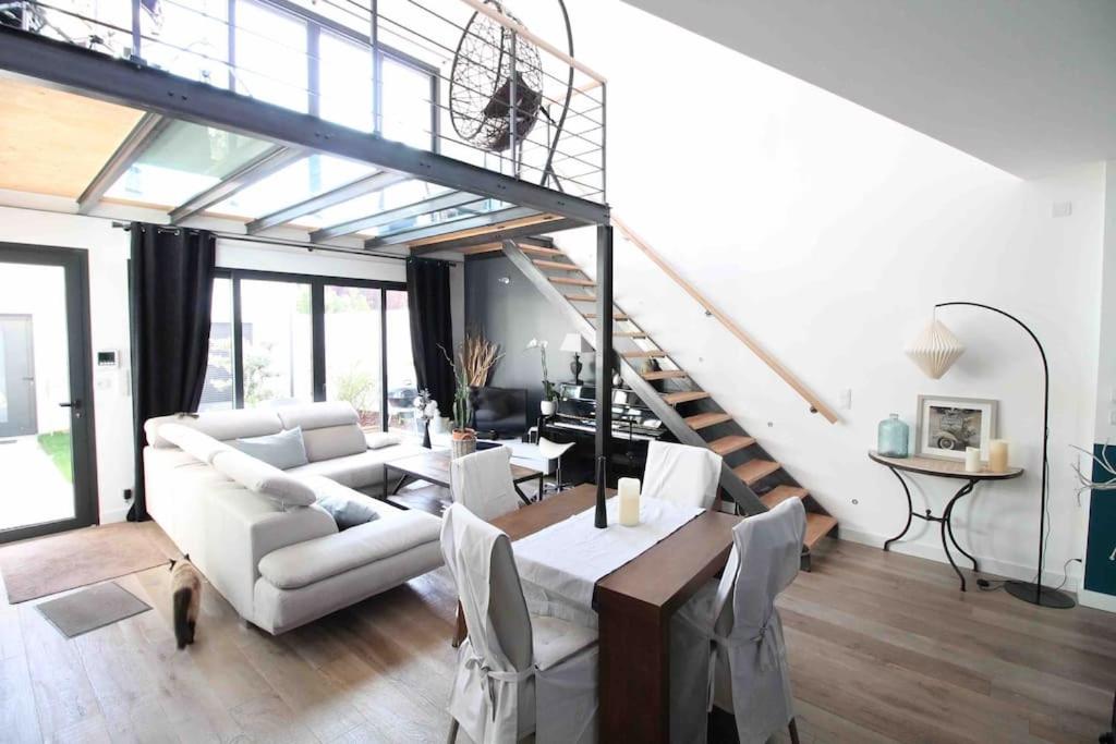Maison Loft Cosy à 8 mn et du port de La Rochelle