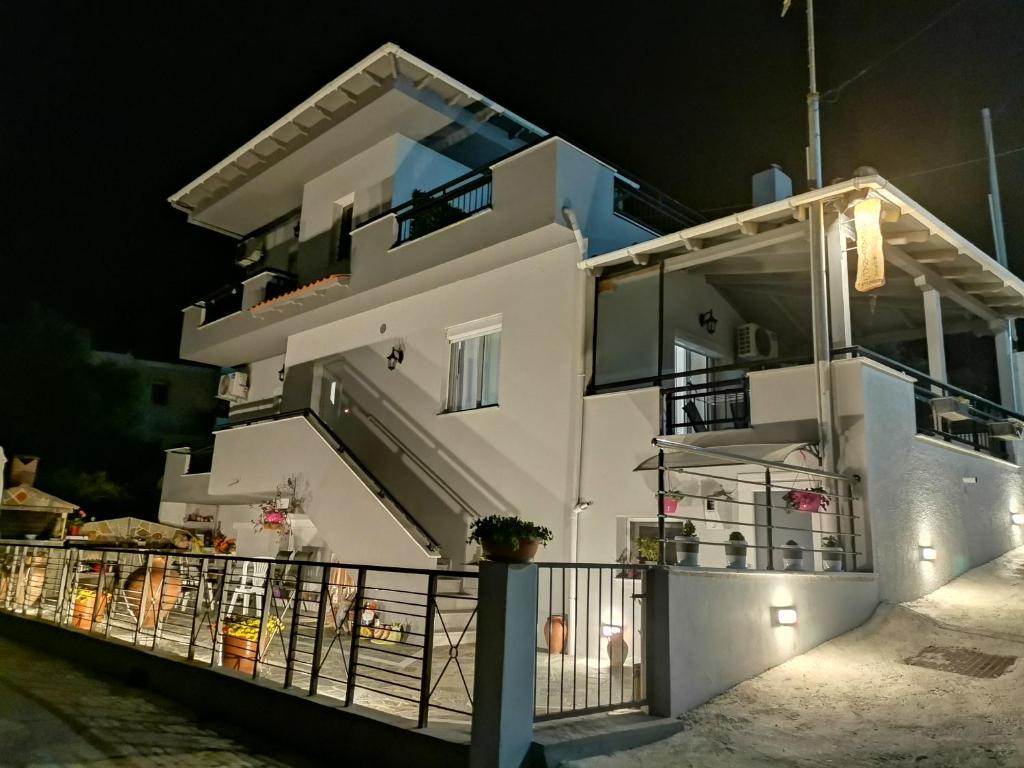 LASKARINA'S HOUSE photo 1