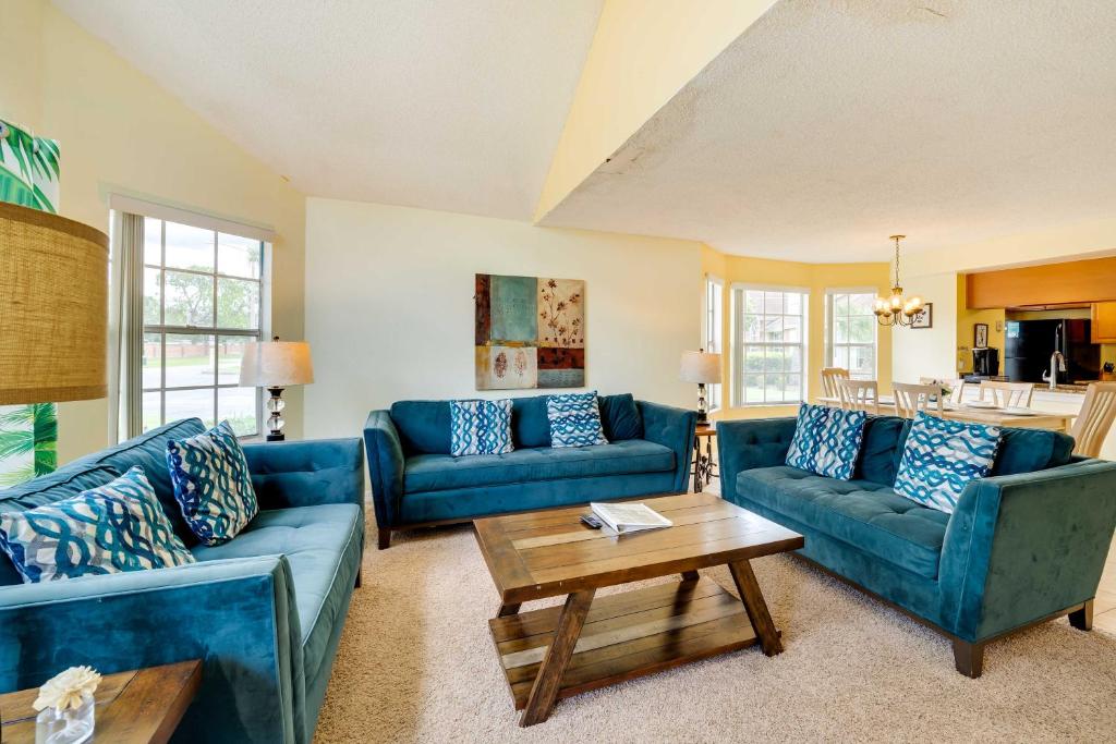Laguna Bay Condo with Pool 7 Mi to Disney World! photo 4