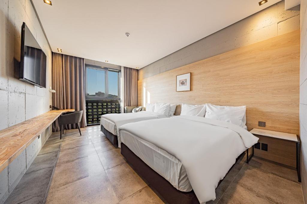 The Hong C Hotel photo 4
