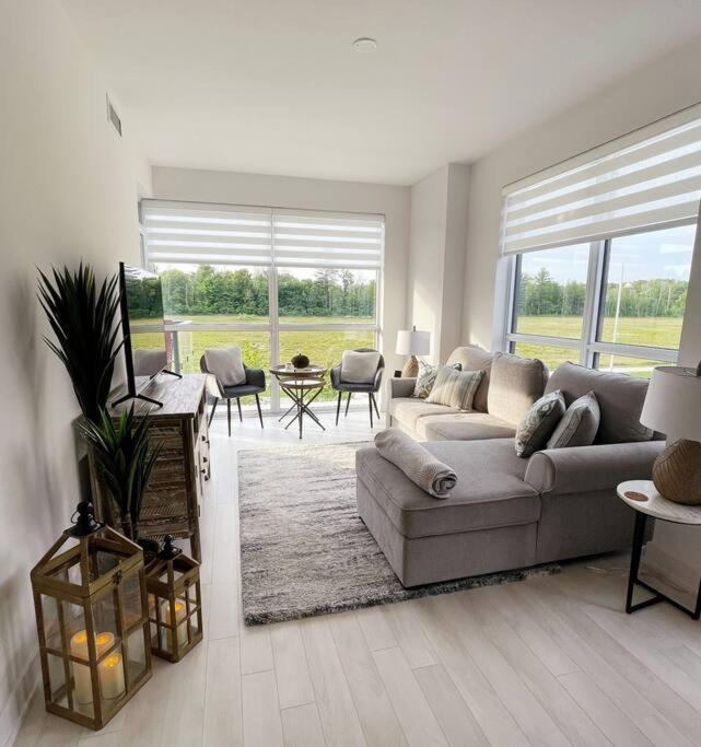 2 bedroom 2 bath Aquarius, Friday Harbour, Innisfil, Barrie