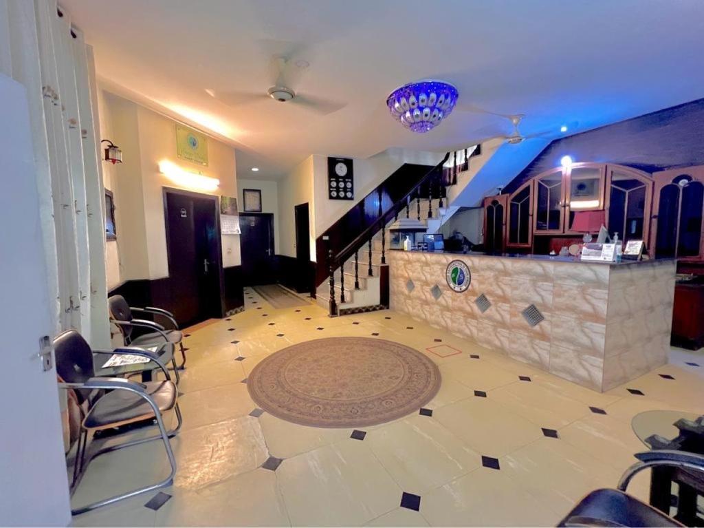 Step Inn Guest House Lahore photo 4