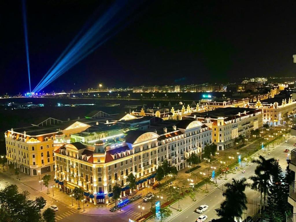 Lucasta Ha Long Hotel