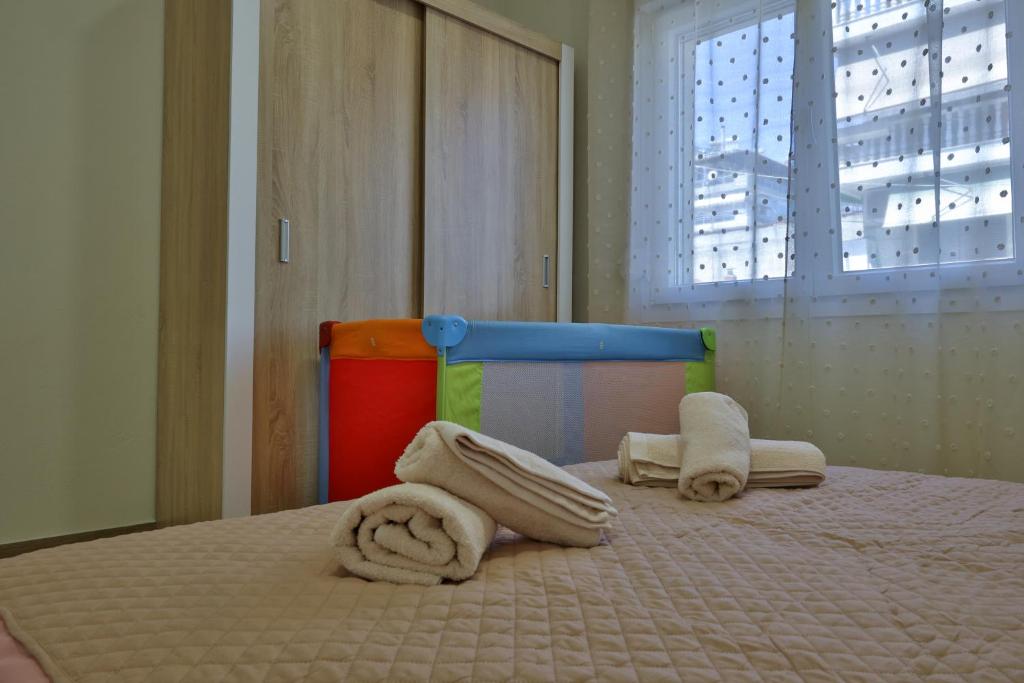 antonis new apartment's 1 photo 4