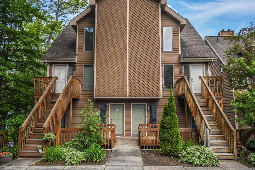 Hartwood Village 05 photo 3
