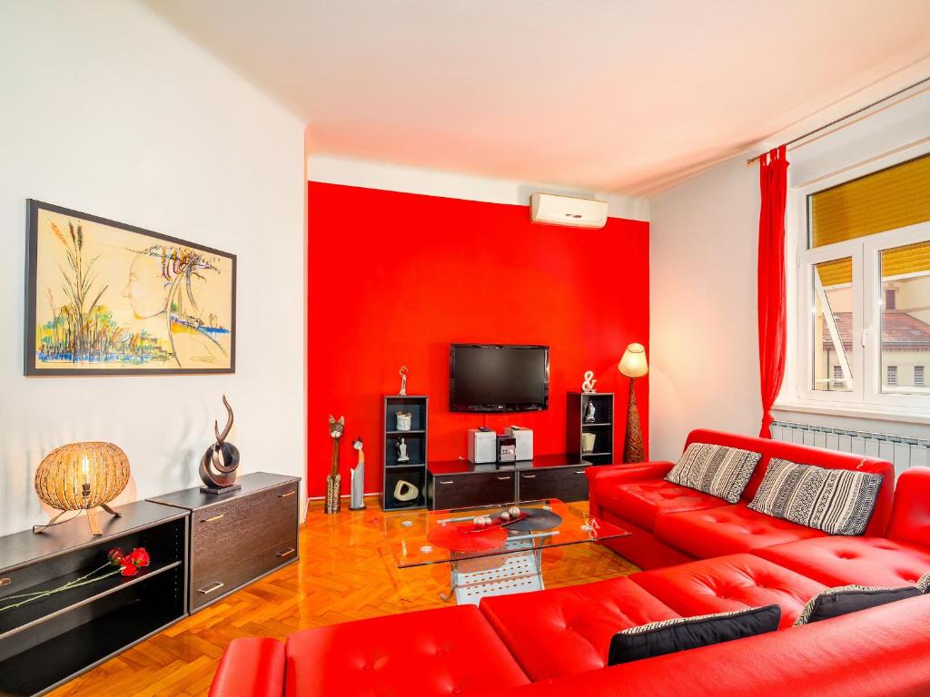 Grand Apartment in strict center of Rijeka photo 3