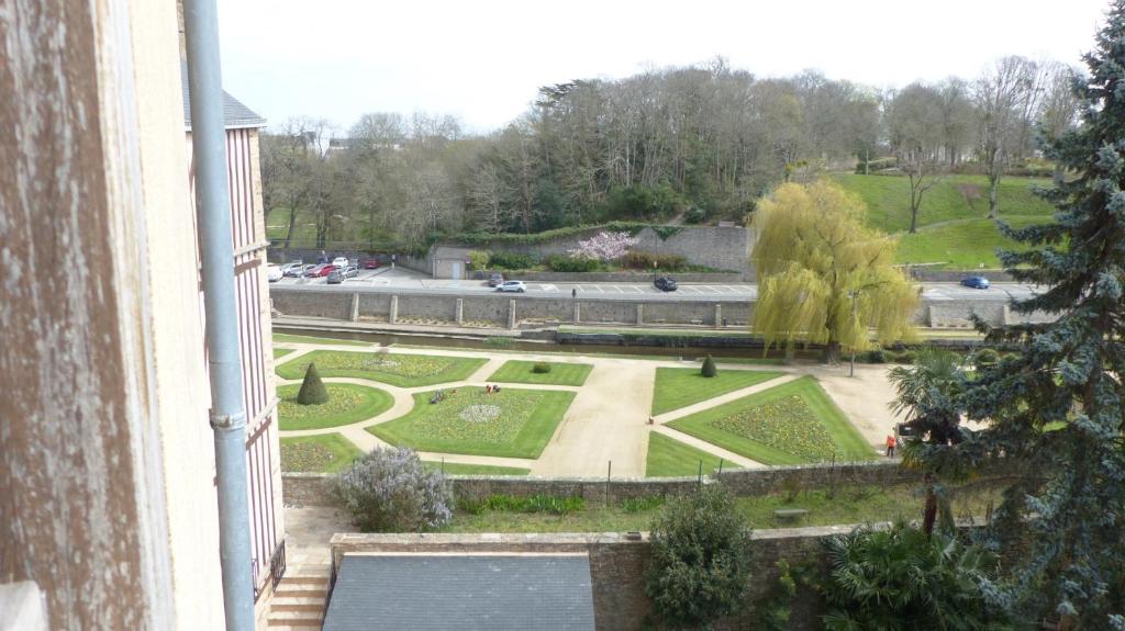 Exceptionnel Appartement à Vannes, vue sur les remparts photo 2