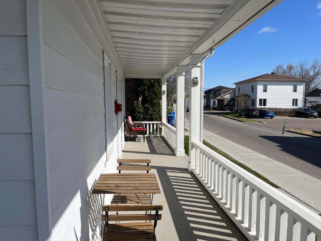 Auberge Lac-Saint-Jean photo 3