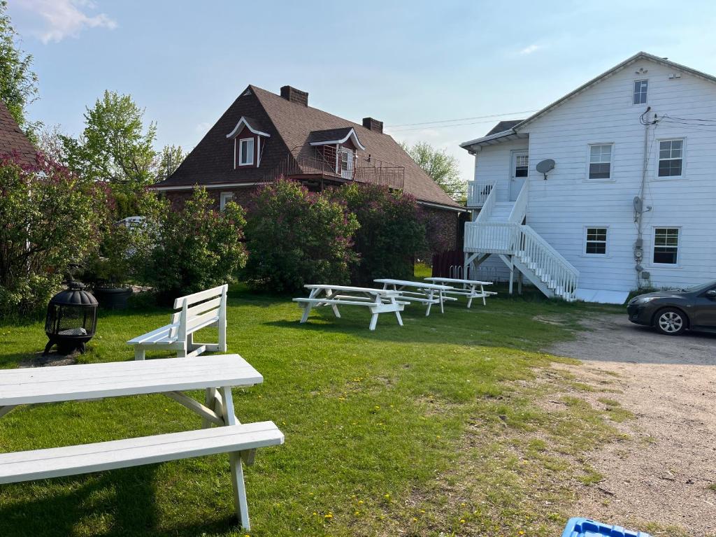 Auberge Lac-Saint-Jean photo 4