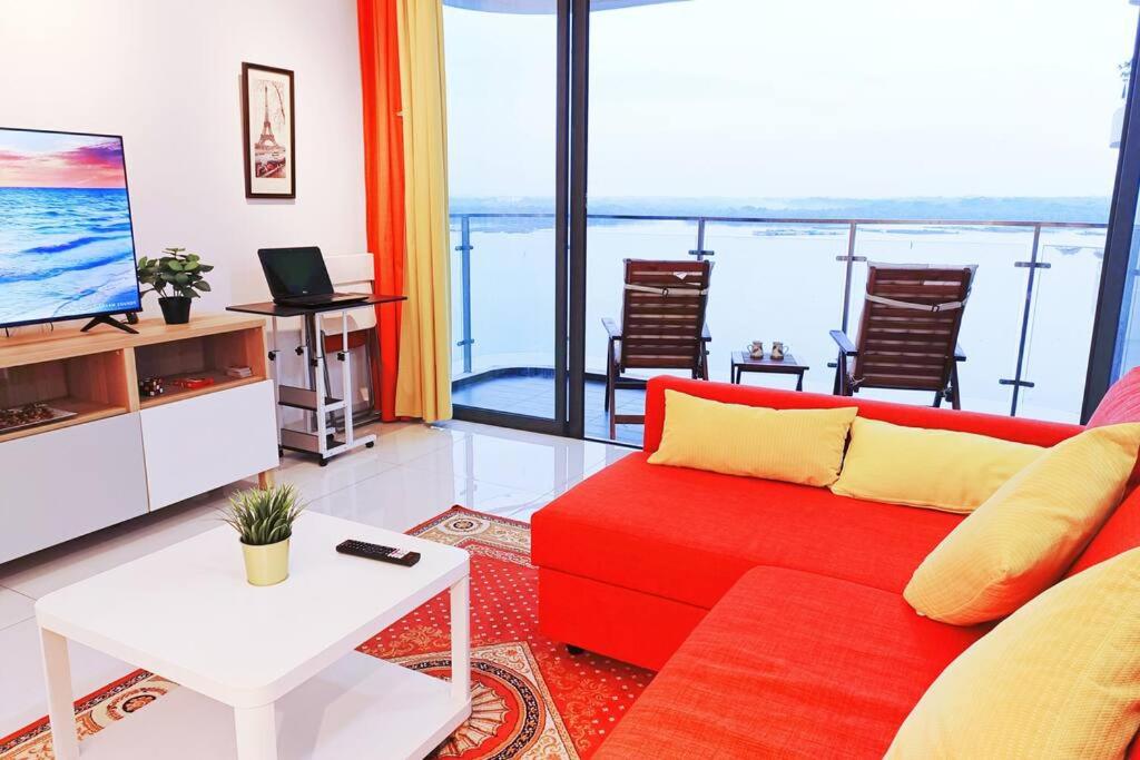 海滨度假屋 3BR Condo ~Walk to Beach @13pax #RoyalStrand