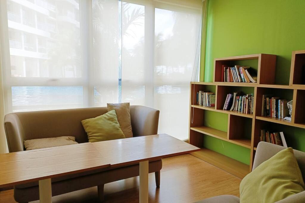 海滨度假屋 3BR Condo ~Walk to Beach @13pax #RoyalStrand photo 3