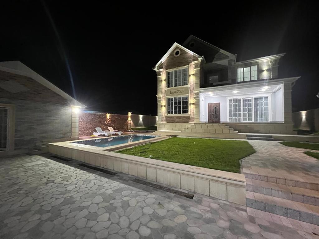 Luxury BABAK Villa photo 1