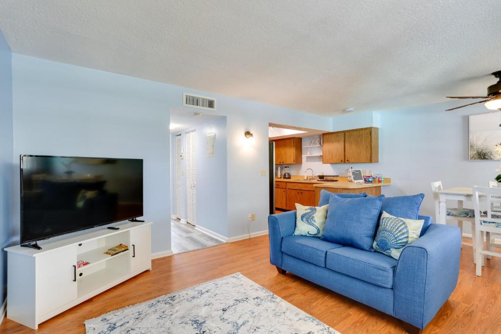Idyllic Fort Pierce Retreat - Walk to Beach! photo 4
