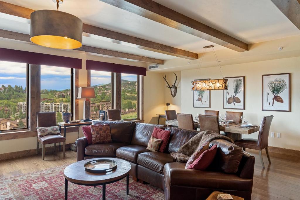 Edgemont 2605 - Luxury Ski-in Ski-out Condo photo 2