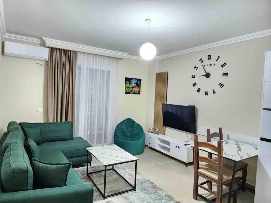 4 Seasons Apartment