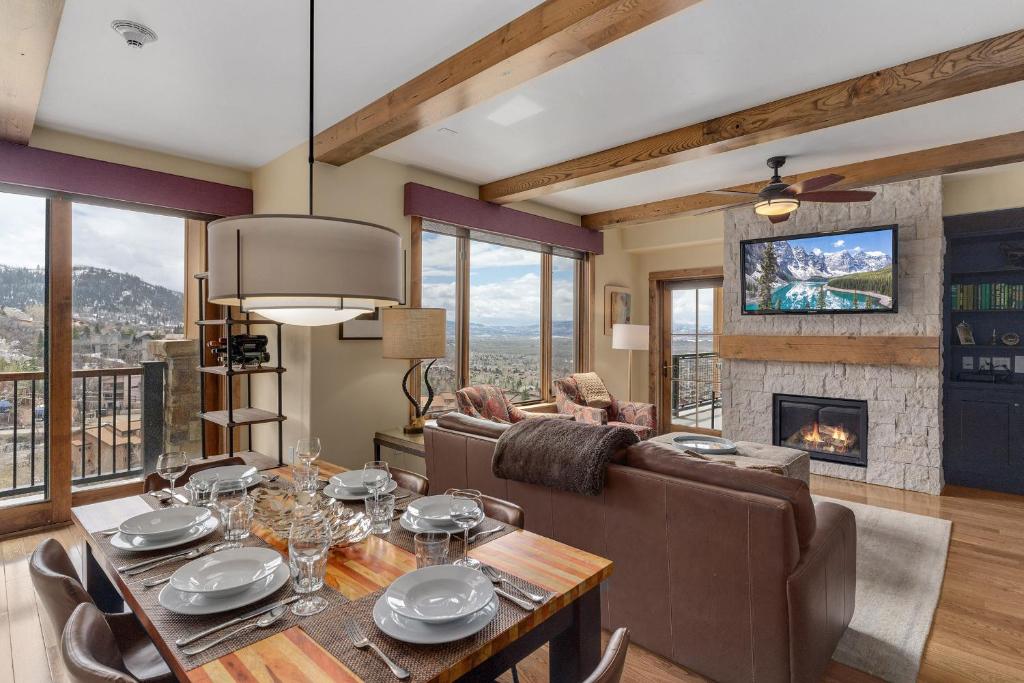 Edgemont 2602 - Luxury Ski-in Ski-out Condo photo 3