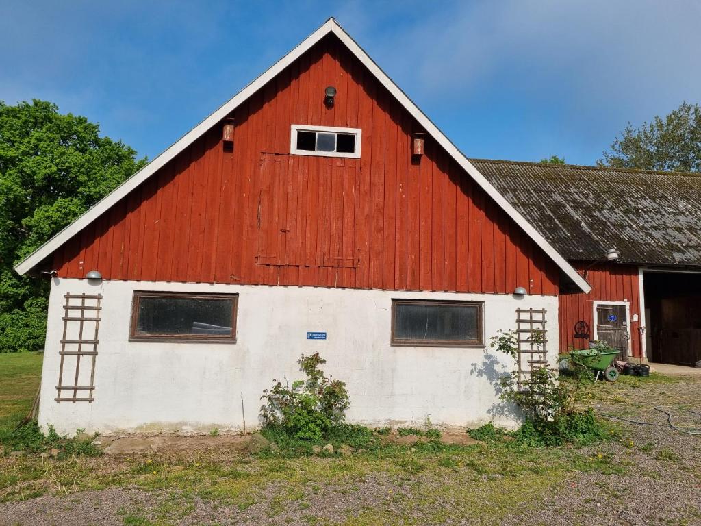 Lägenhet på hästgård photo 3