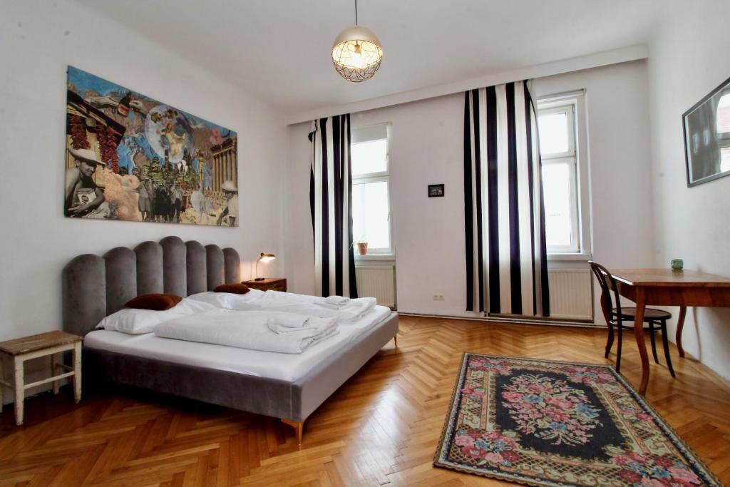 BRIGHT ELEGANT FLAT in Center, Vienna
