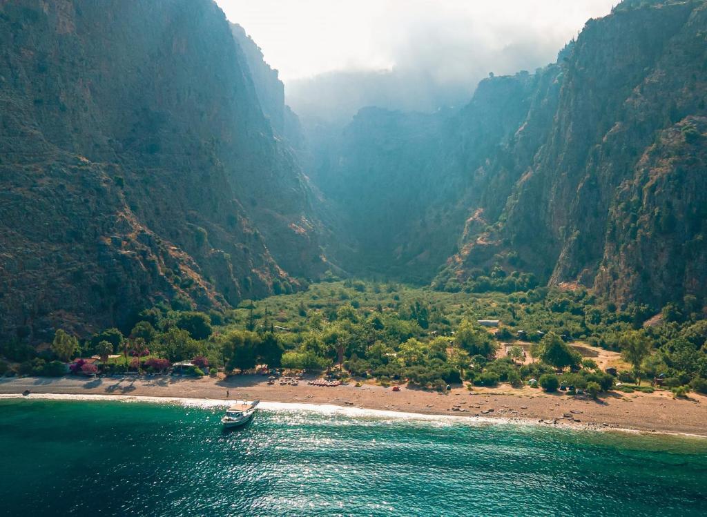 Butterfly Valley Beach Glamping with Food photo 4