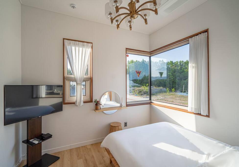 Dignitas Luxury Villa photo 1