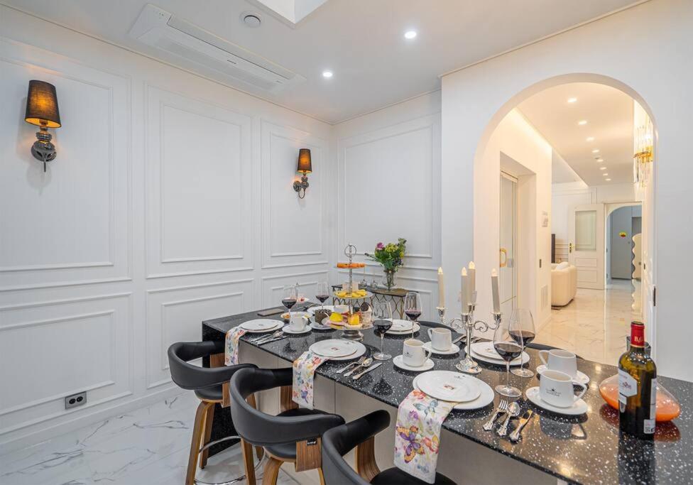 Dignitas Luxury Villa photo 2
