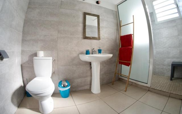 le raphael ( chambre piscine) photo 3