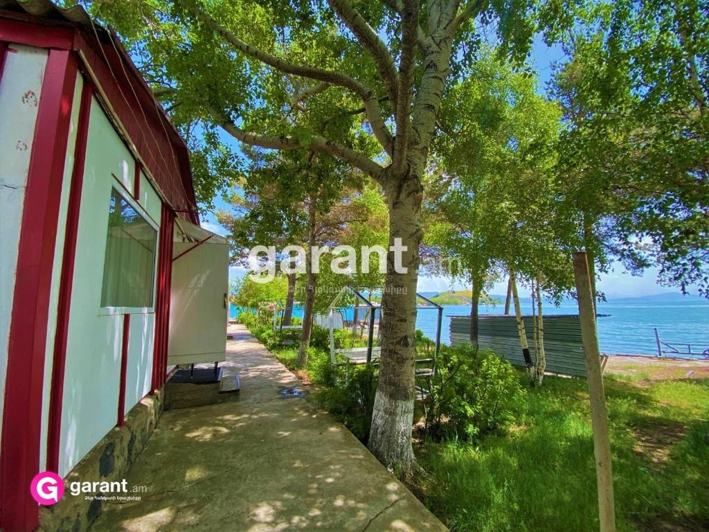 Nirvana Resort photo 2