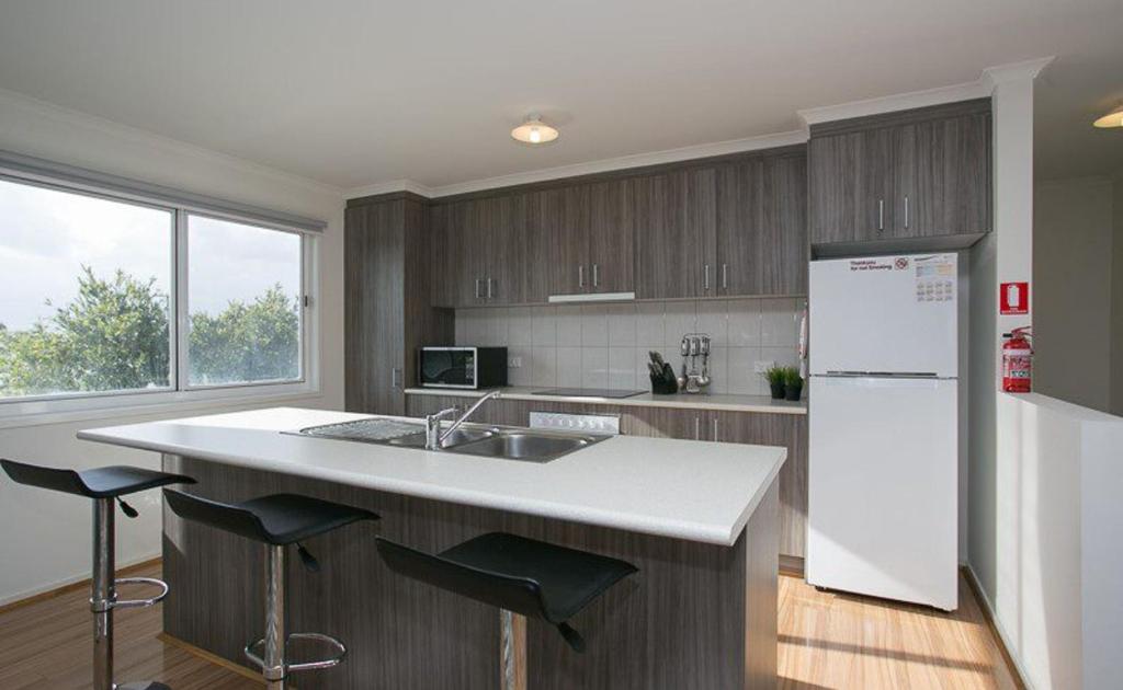 39 Bingley Crescent Ventnor photo 4