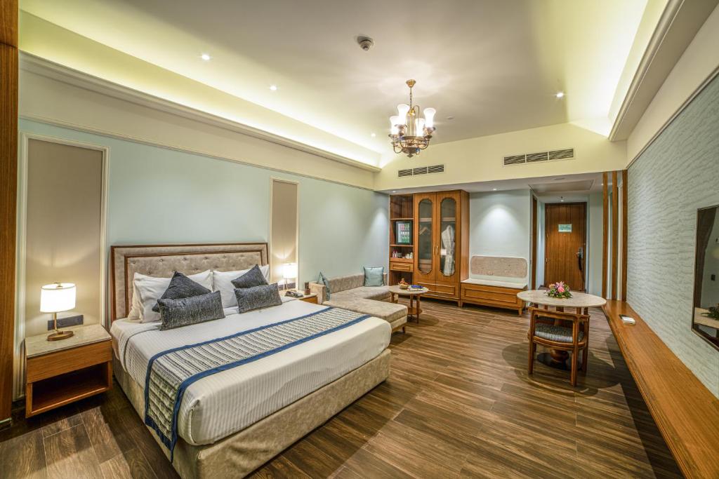 Gift City Club, a member of Radisson Individuals photo 1