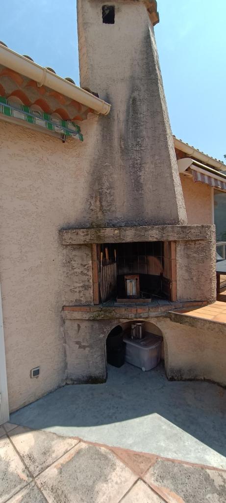 Grand Duplex DANS villa familiale 3CH 7 PERS JARDIN, PISCINE photo 2