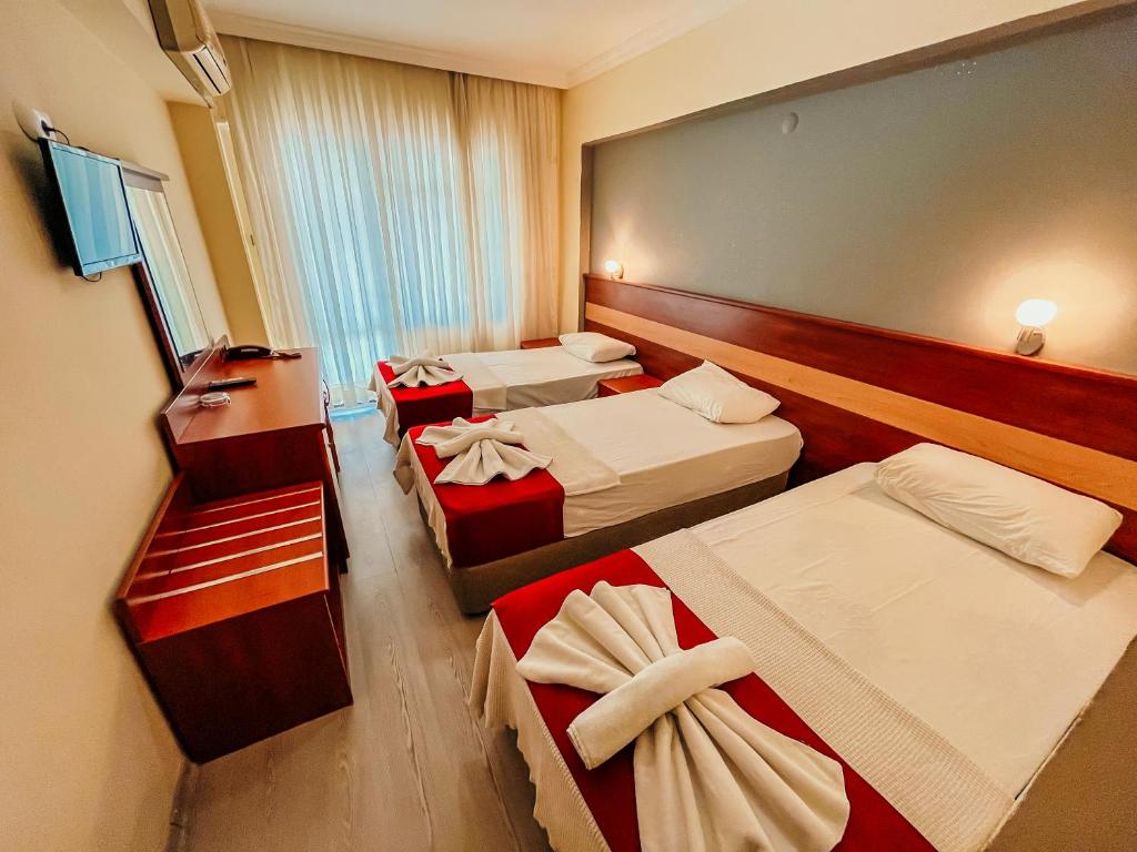 Hotel First Class Didim photo 3