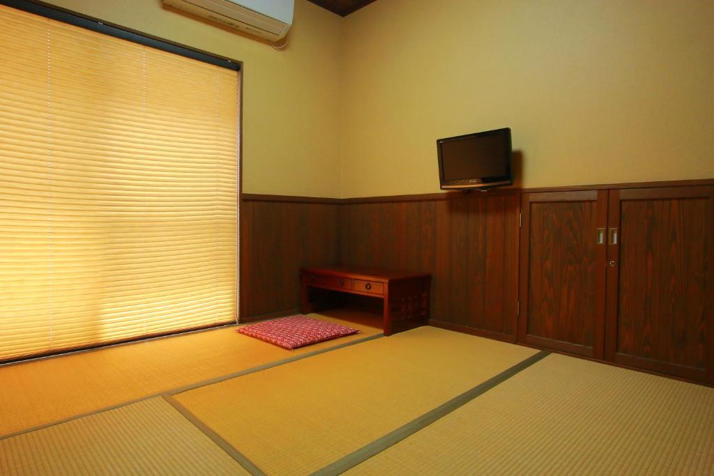 Family Ryokan Kawakyu with Showa Retro photo 1
