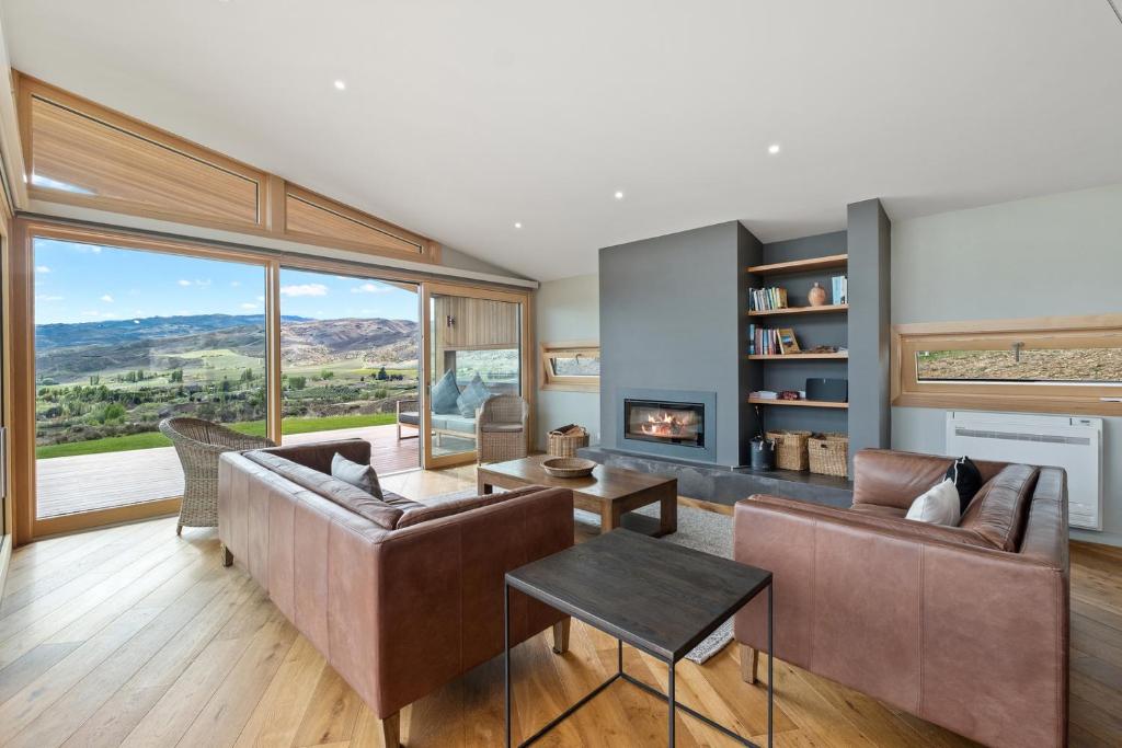 Vino and Views - Bannockburn Holiday Home photo 2