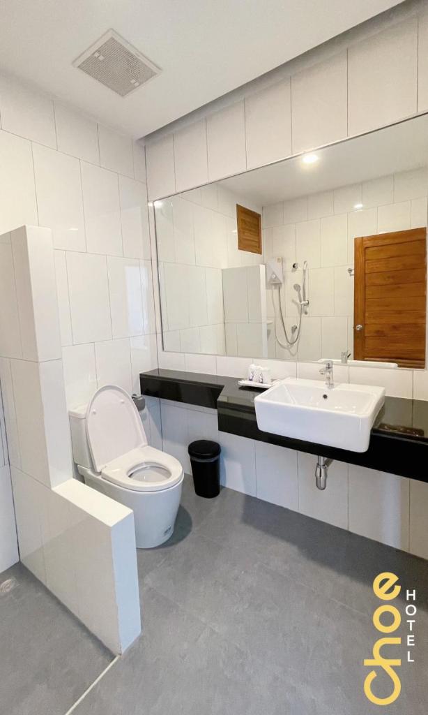 Choe Hotel Banbueng photo 2