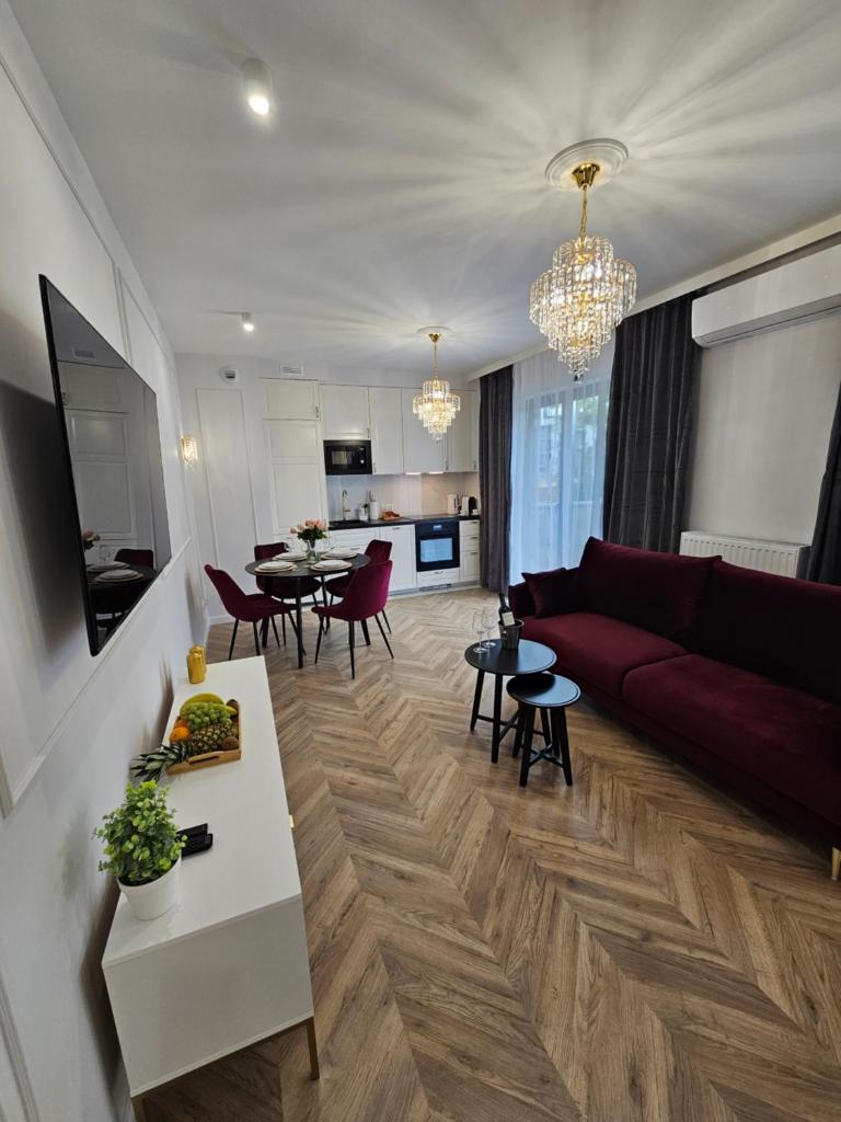 Exclusive Crystal Apartment - Tap to explore photos