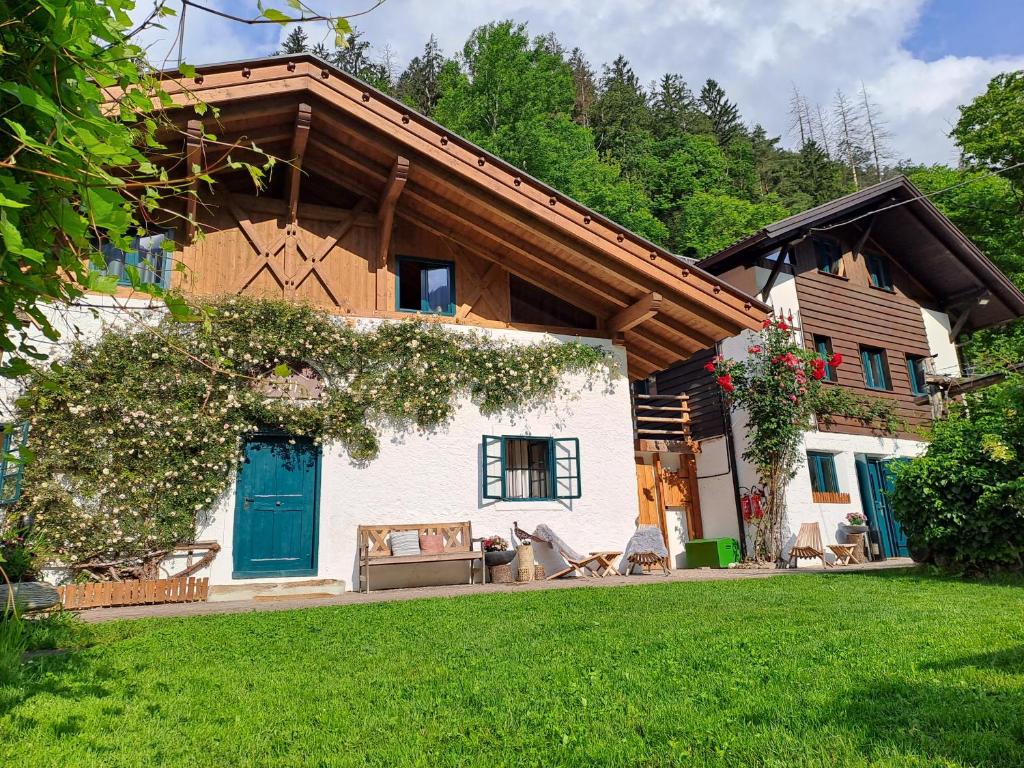 Chalet Passeier - ZOLL - Tap to explore photos