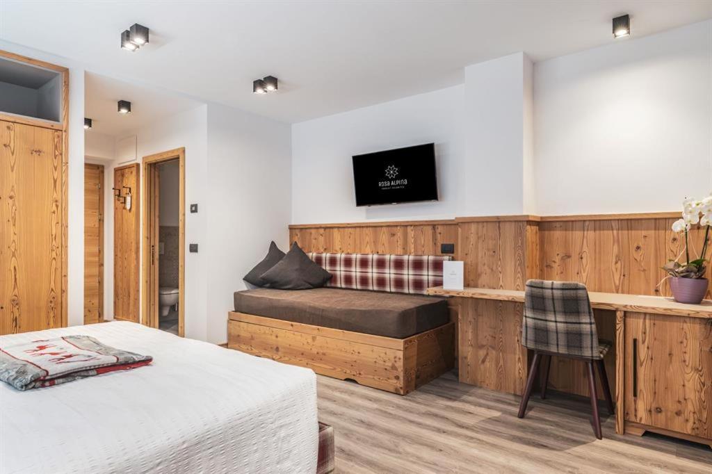 Hotel Rosa Alpina photo 2