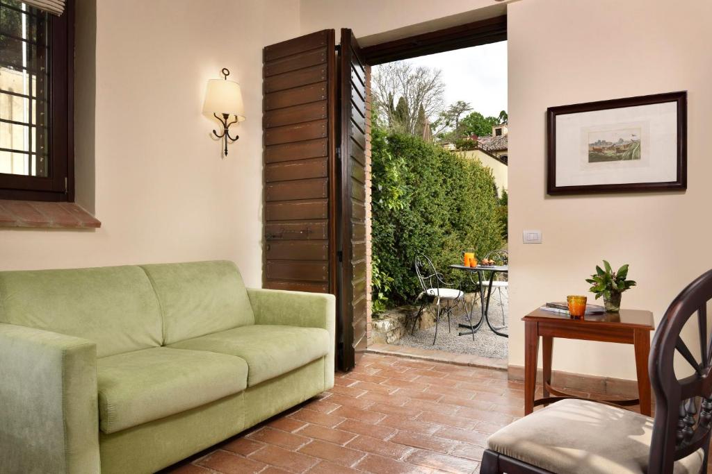 Relais Villa Monte Solare Wellness & SPA - Tap to explore photos