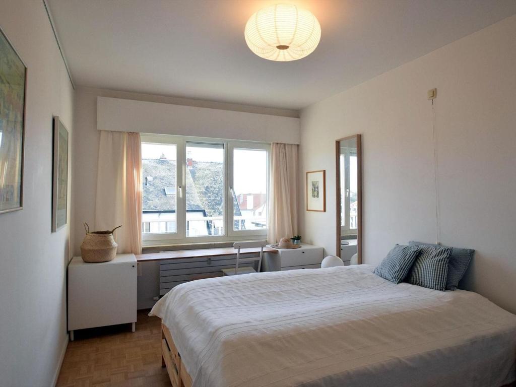 Trianon 0304 apartment with terrace in De Haan photo 4