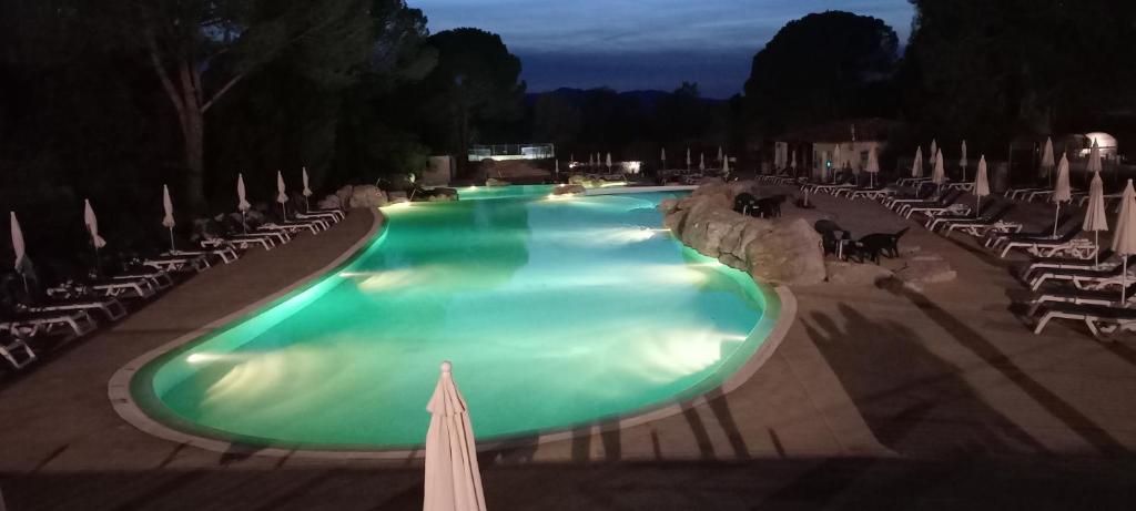 Duplex (5pers) dans village vacances en Ardèche photo 1