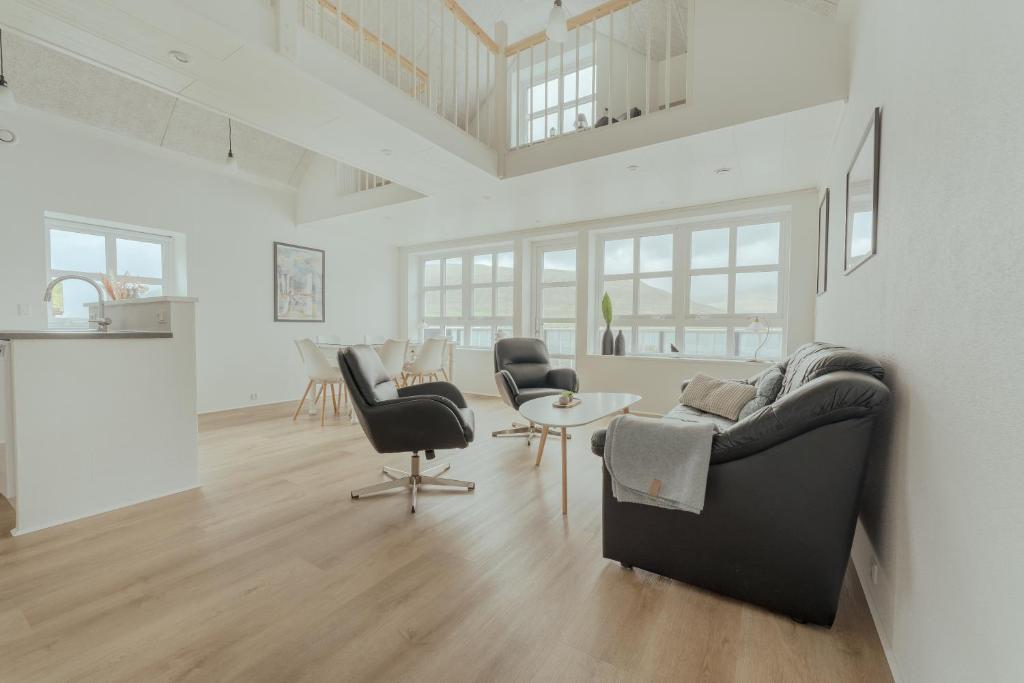 Dahlastova / Stunning Boathouse / Bay View / 3BR photo 4