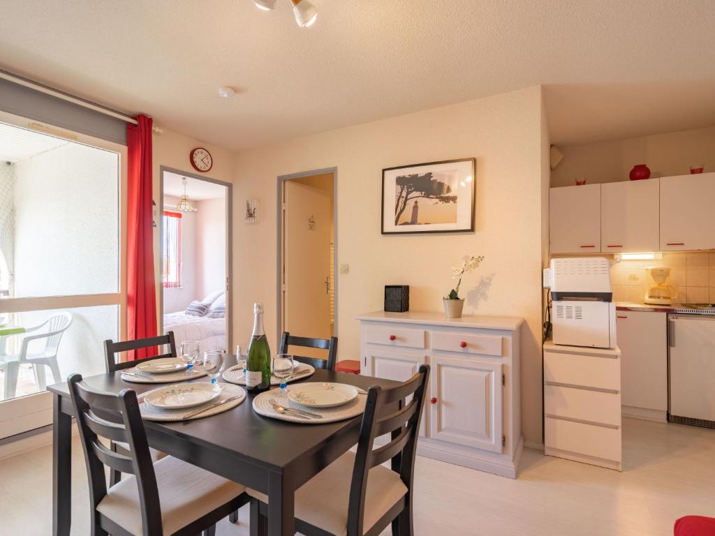 Apartment Les Balcons de l'Atlantique-11 by Interhome photo 2